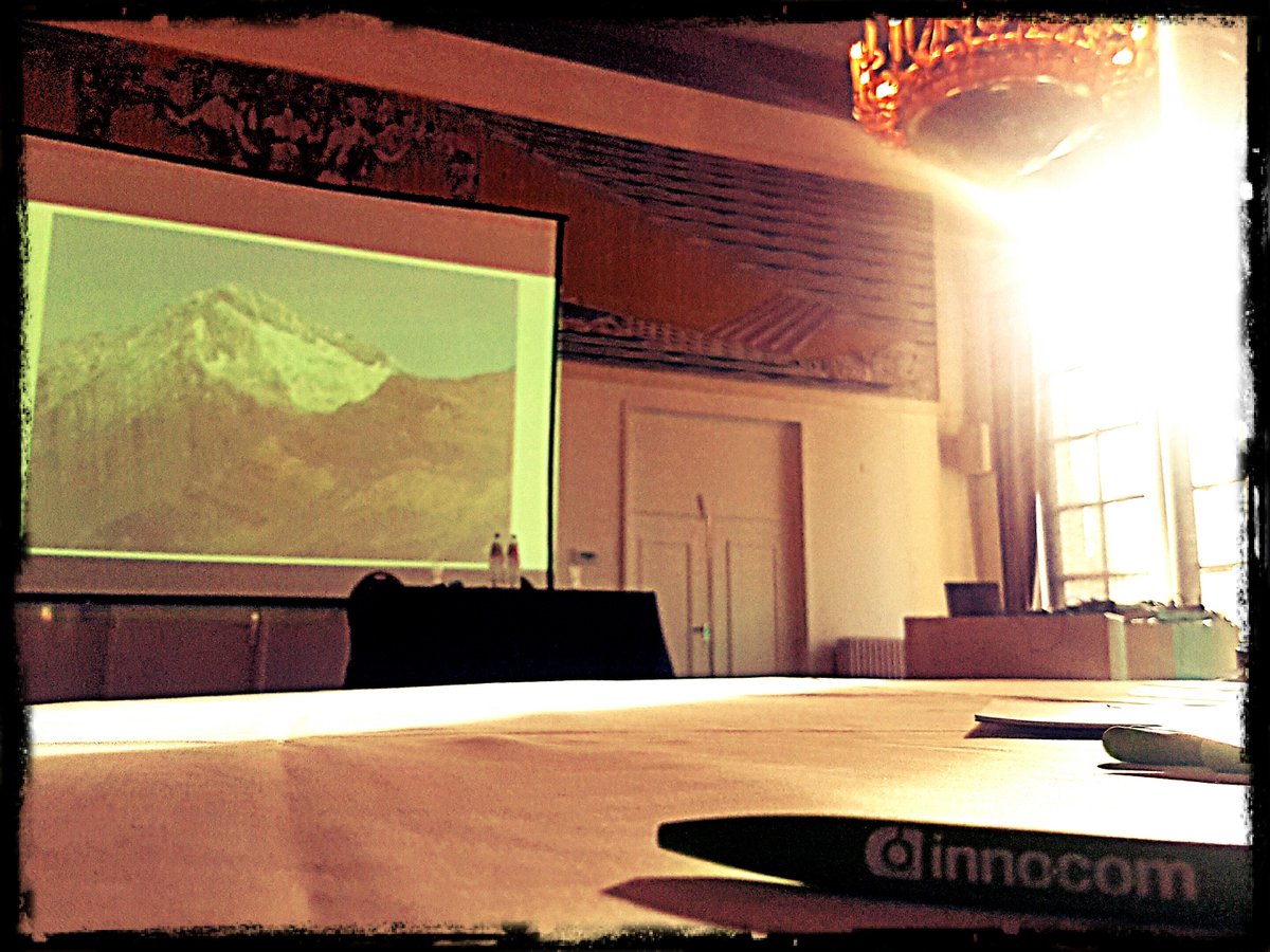 inno_com's tweet photo. https://t.co/RjSrCqkkhT is not the place to be .... if you're afraid of heights! Start of Autumn Meeting 2016 #teambuilding #inno_com https://t.co/vsbEBB4h1T