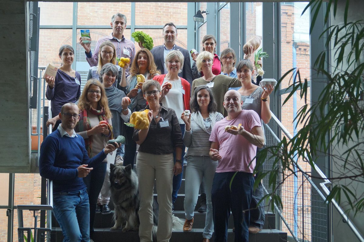 Lust auf Lösungen rund um die Reduktion von Lebensmittelabfällen? Food Waste Hackaton Vienna, Fr 25. - 27.11. 2016 bit.ly/2gfuSJy