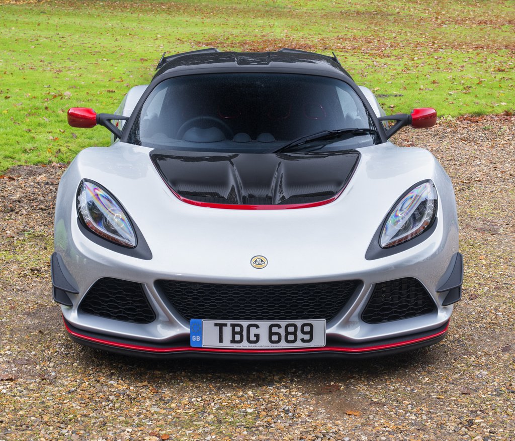lotuscars's tweet photo. Lotus Exige Sport 380: 0-60 mph in 3.5 seconds! Find out more:https://t.co/9g39f6fHIZ 
#Lotus #Exige380 #Lightweight #LightisRight https://t.co/1vZslYTgzz