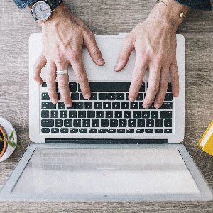 Our Introduction to Journalism course now open for bookings! News, features, reviews, interview skills, law &amp; more: bit.ly/2fF0yrM