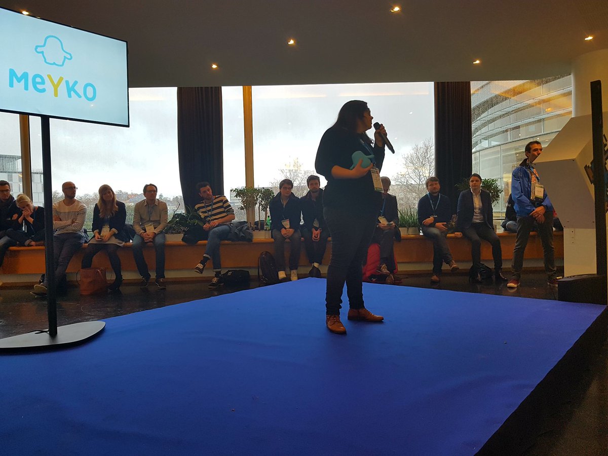 GoEntrepreneurs's tweet photo. .@HelloMeyko, le compagnon connecté pour faciliter la prise de médicaments par des enfants #pitchcontest #SalonEntrepreneurs https://t.co/UgPVhMtA7V