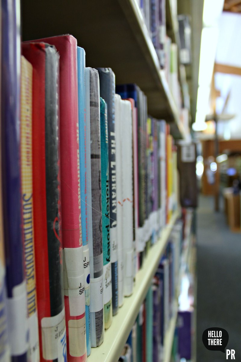 HelloTherePR's tweet image. There is nothing better than stocking up on #books before a holiday! Visit the Mason Public Library today! They are open until 5:00 pm.