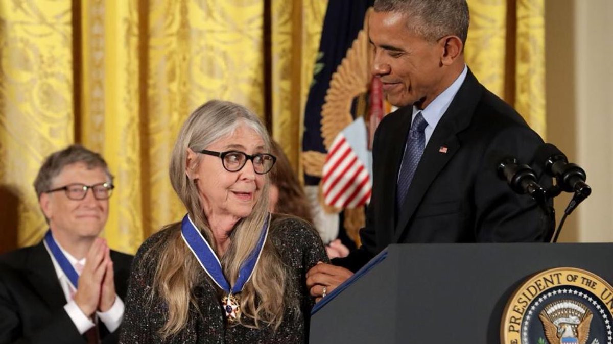 flyosity's tweet image. Margaret H. Hamilton, the lead software engineer for the Apollo Project, received the Presidential Medal of Freedom yesterday. 🇺🇸