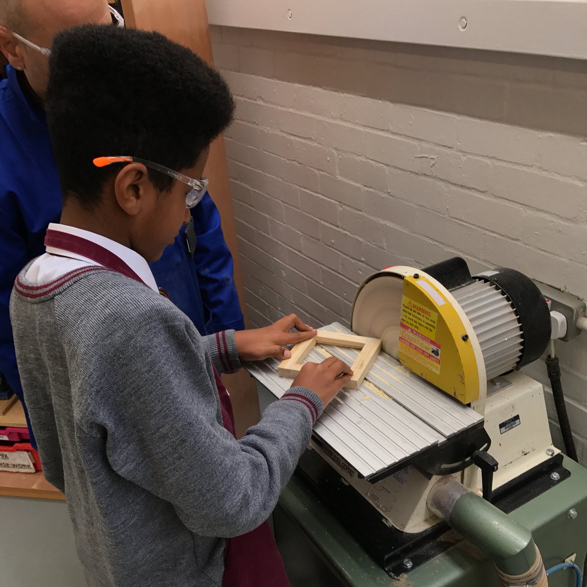 TechnologySJC's tweet image. Some great work this morning by the Year 7's. Now using the Disc Sander independently!