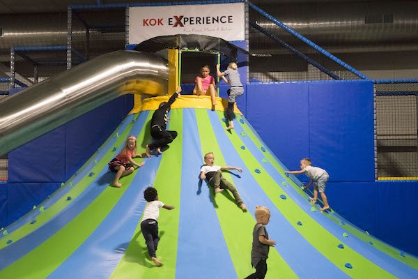 Fijnuit.nl (@fijnuit) on Twitter photo De compleet nieuwe binnenspeeltuin <a href="/KokExperience/">Kok Experience</a> heeft onlangs haar deuren geopend! Foto's: fijnuit.nl/2196/kok-exper… De compleet nieuwe binnenspeeltuin <a href="/KokExperience/">Kok Experience</a> heeft onlangs haar deuren geopend! Foto's: fijnuit.nl/2196/kok-exper…