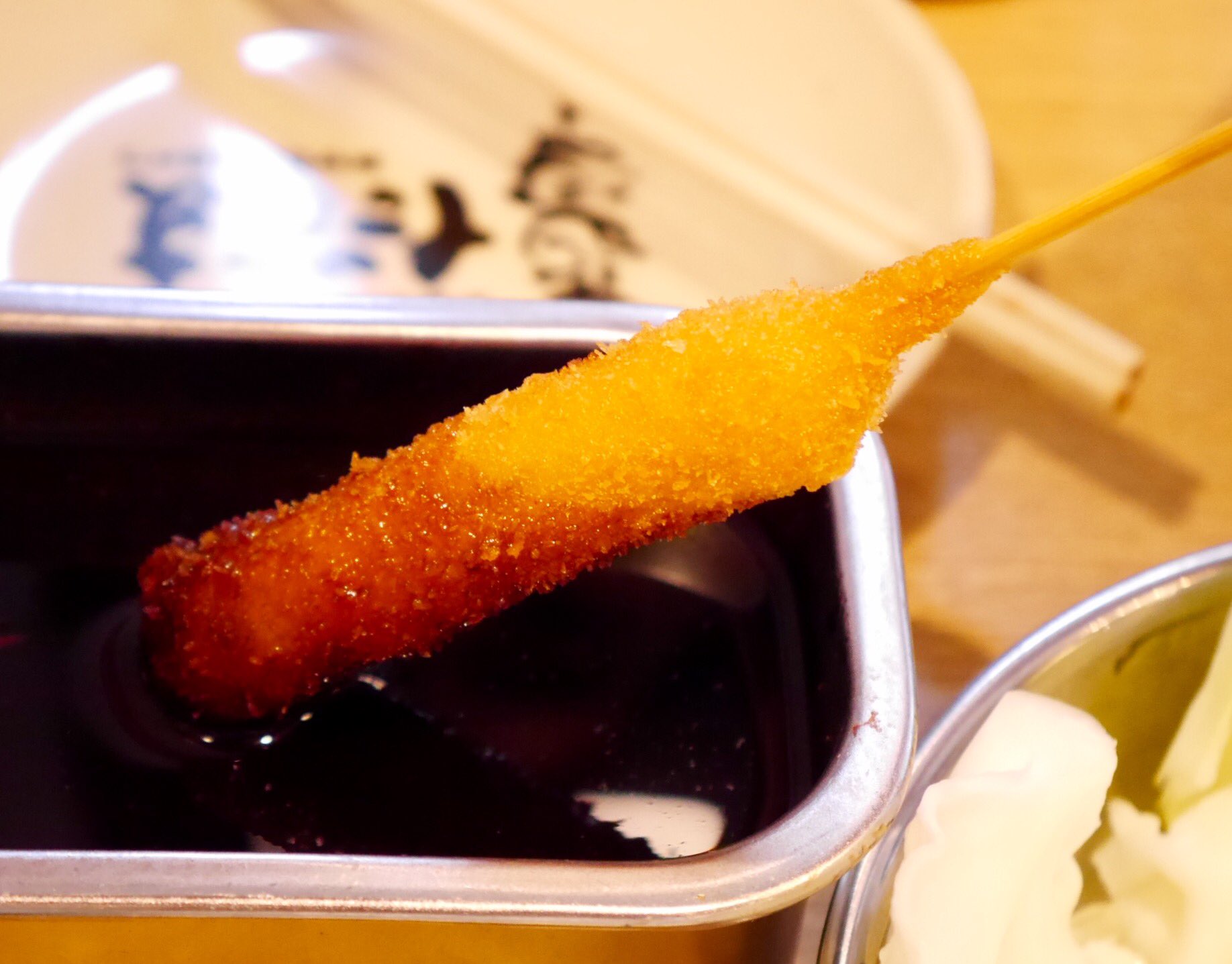 ゆかり ランチは 串かつ だるま さんで 串かつ食べたよ ﾉ 元祖串かつ 天然エビ れんこん おもち チーズ ウインナー うずら 紅しょうが などなど いろいろ食べたけど やっぱりトマトが一番好き T Co Hzpiktxc3l Twitter