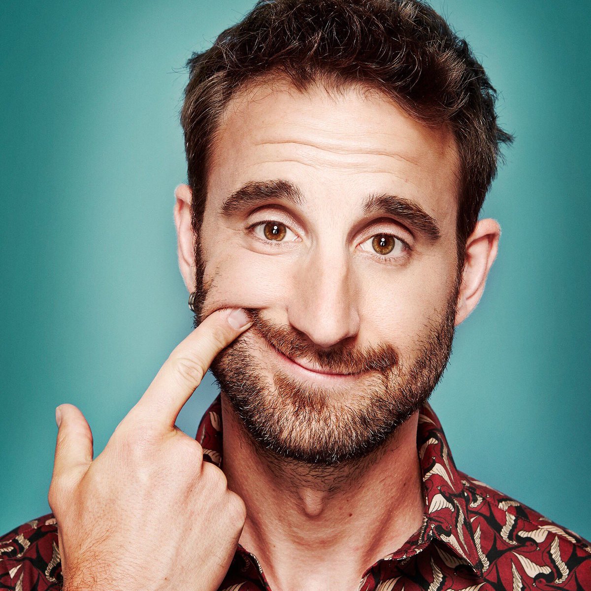 Vis-à-Vis tweet media