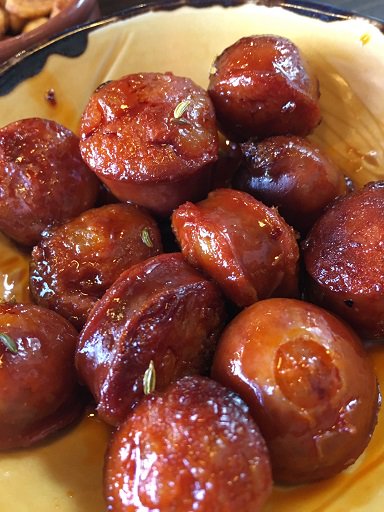 Lunya's tweet photo. #Christmasparty #Officeparties #Staffparty #Spanish #Tapas #notaturkeyinsight https://t.co/aBVGLP0zwk https://t.co/RrPwneQph4