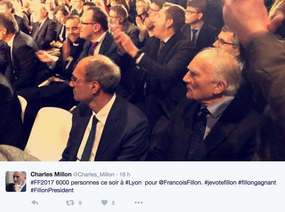 jjqueyranne's tweet photo. La droite réac de retour avec @FrancoisFillon : @Charles_Millon au 1er rang, @laurentwauquiez fait allégeance, @Meunier_Ph sort son flingue https://t.co/5B3C42XyYi