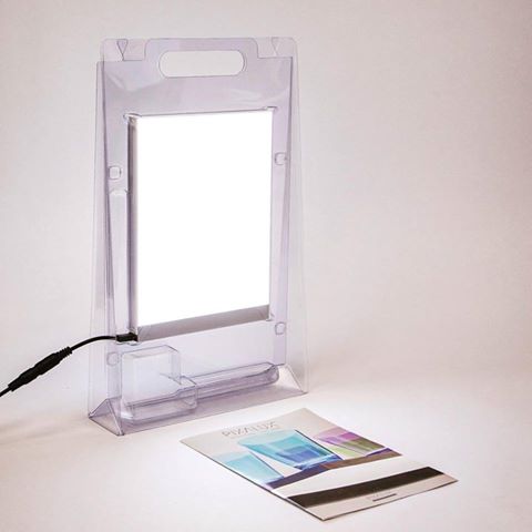 pixalux's tweet photo. Our new #PanelStand extrusion is out now! The #crispdesign makes it the most refined free standing #illuminated #signage solution. https://t.co/egyhZniX8I