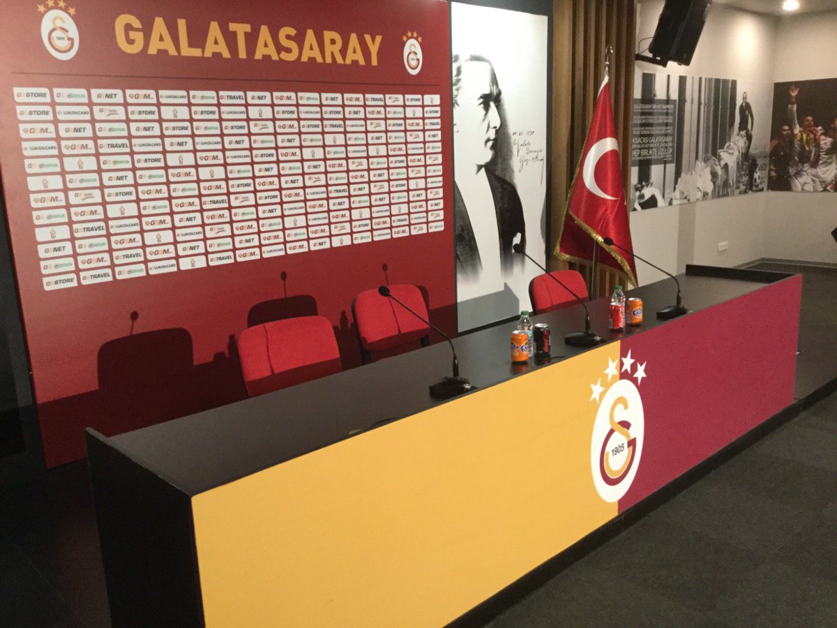 Teknik direktörümüz Jan Olde Riekerink'in basın toplantısı az sonra başlıyor. Canlı yayınla <a href="/GSTV/">GSTV</a>'de! #GSlive galatasaray.com