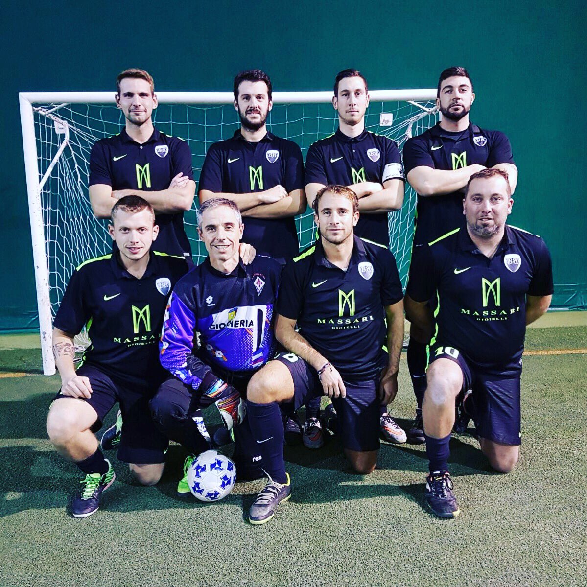 BiB_07's tweet photo. #BackinBlack 2016/2017 (ph @MidlandSport ) #GoBiB https://t.co/1Q33o6lSm5