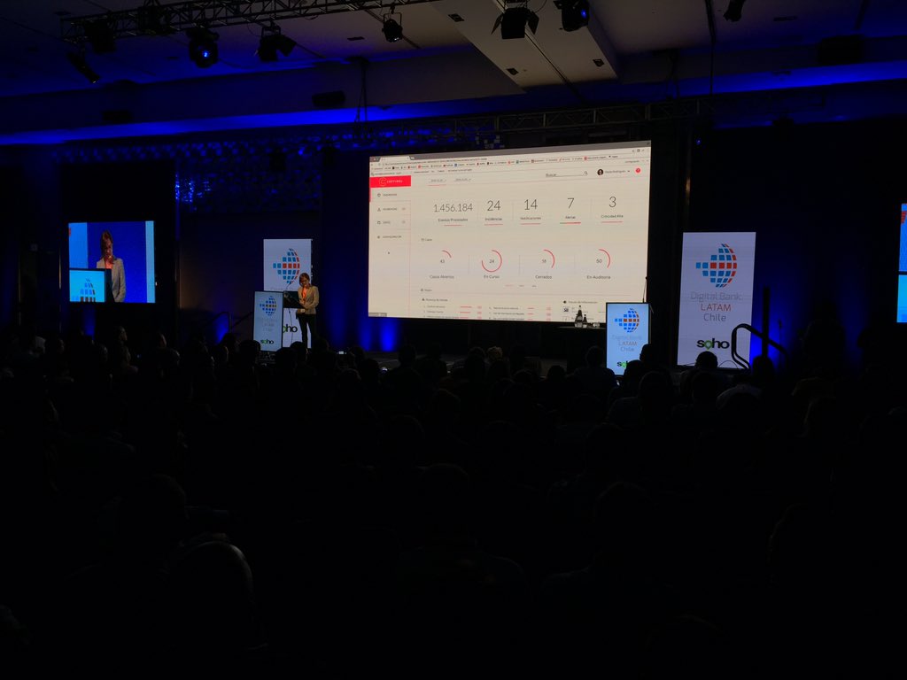 DigitalBankLA's tweet photo. Ahora llega el turno de la Demo de la Startup #Ceptinel en el #DigitalBankSantiago https://t.co/1M7tbE8rLB