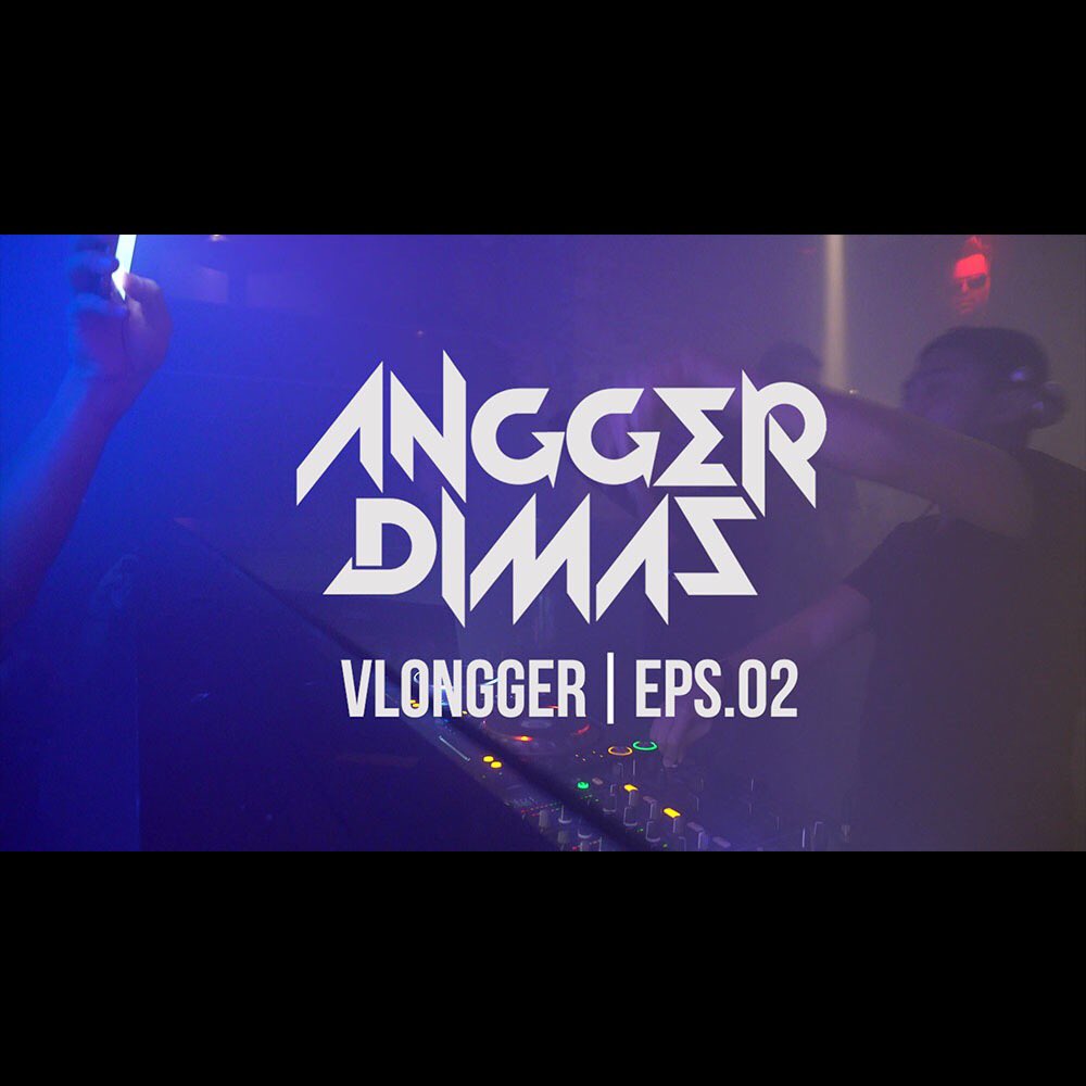 Vlongger episode 2 will be on my youtube channel tomorrow!! So stay tuned on my youtube channel bit.ly/ADUTUBE