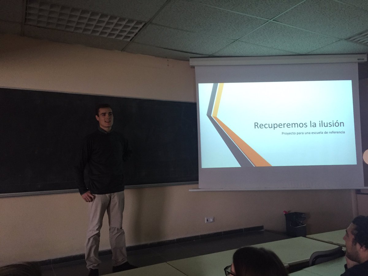 DeleETSII_UPM's tweet image. Javier Echavarren presenta su candidatura las a Delegado de Escuela