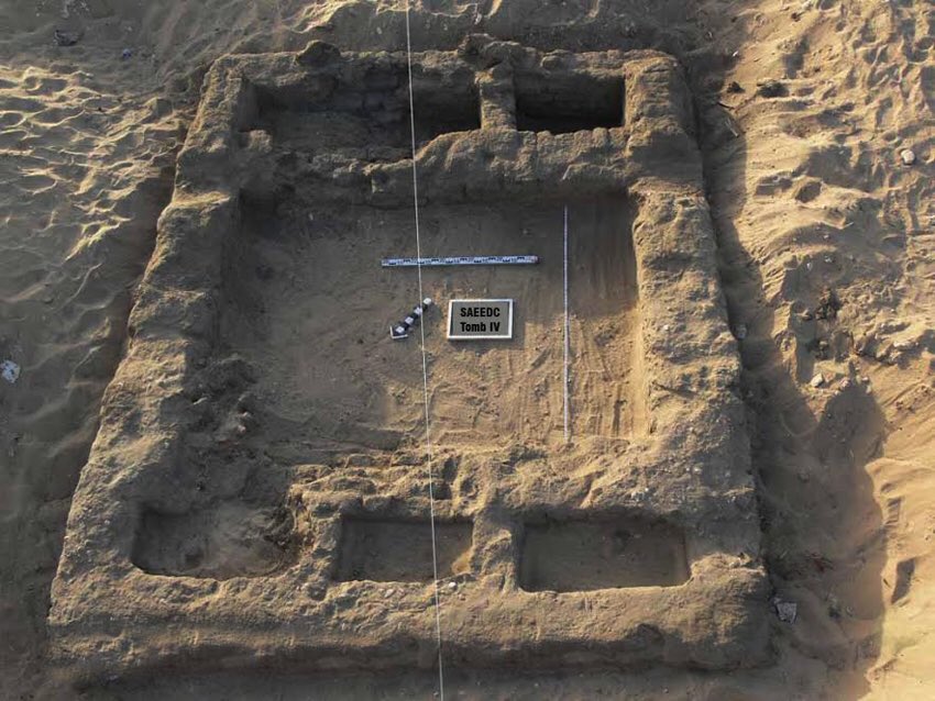 luxortimes's tweet photo. Egyptian archaeologists discovered a 7000+ years’ old settlement in Upper #Egypt https://t.co/ZT3eGKPlrE #Egyptology #Archaeology https://t.co/uYi52Br2qR