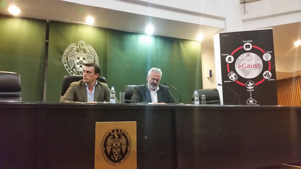 GlobalImasT's tweet photo. "Mientras más contactos tengas, más fáciles son las cosas" https://t.co/Hgq43nxzcX #globalimast2016 #git16ucm https://t.co/Mqm9gfAyTr