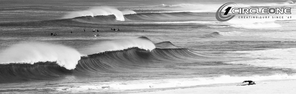 CircleOneSurfCo's tweet photo. With #BlackFriday this week we thought we would stay on theme with our waves...

#CircleOneSurfCo
#CreatingSurfSince69
#HumpDay https://t.co/IsEaXoiywd