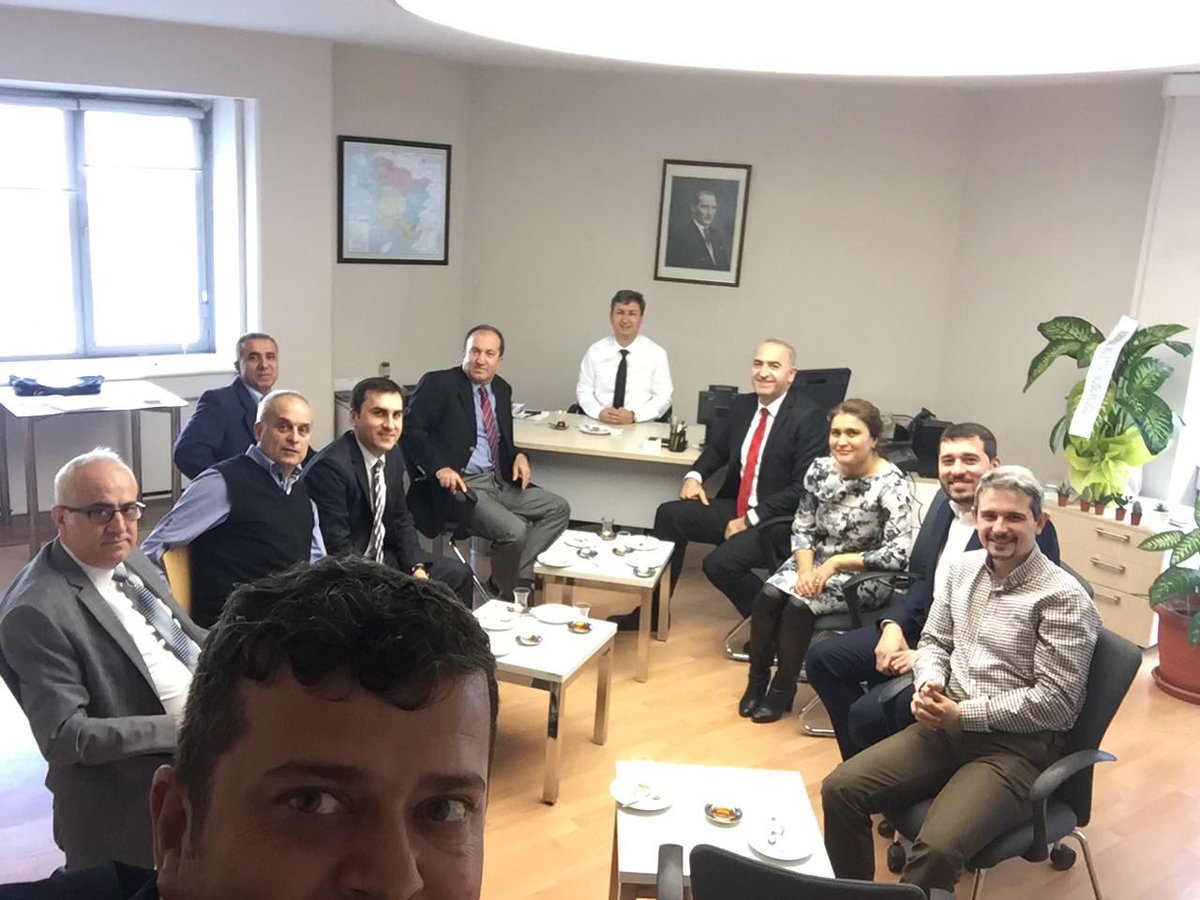 Saygıdeğer çalışma arkadaşlarımın
nazik ziyaretleri için teşekkürler...