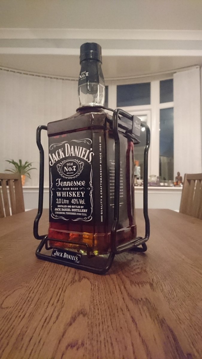 d3gu's tweet image. Present for myself :)