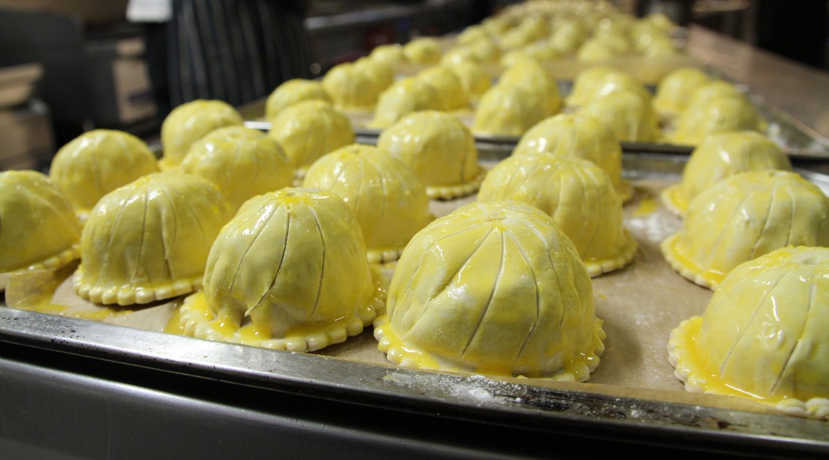 Threadneedles's tweet photo. Looks like the Chef is getting ready for Thanksgiving in the kitchen #Threadneedles #thanksgiving #London https://t.co/R2wTwS9eFy