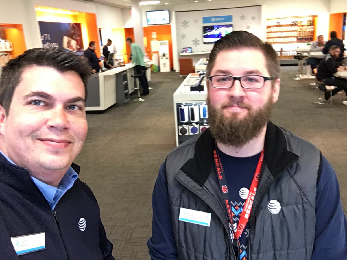 Hanging out w/ Nasty Nate @ FFC!! Nate just become Business Expert with a new AMB and five line CRU deal!!