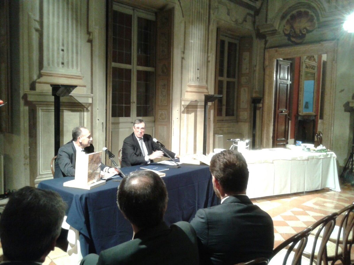 Con il presidente Fratta Pasini di Banco Popolare per presentare il mio nuovo libro "Pasta in tavola"