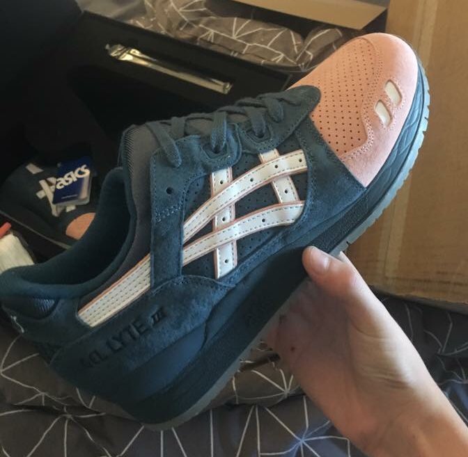 GucciP_MrLeaker's tweet photo. #salmontoes #kith#asics #justus https://t.co/LPlIq9YXio