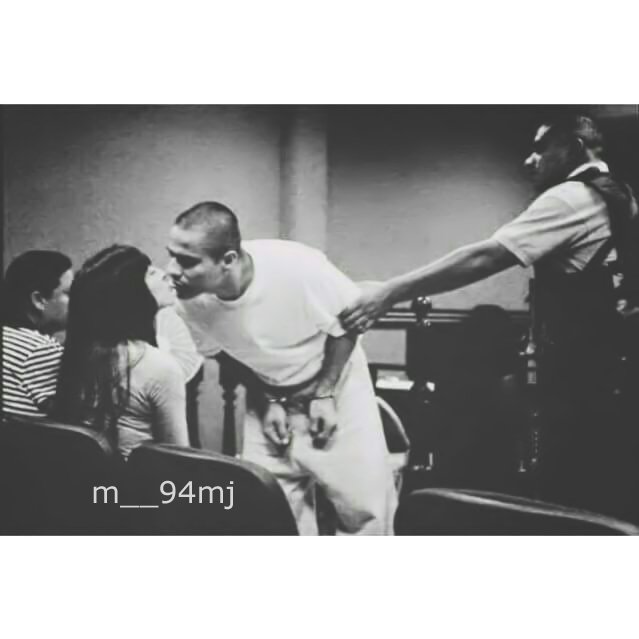 ❀̊
⇣ 
#ﺣّـﭑﯠﻟْﺖُ" .أڹًّ ﻟﭑ -ﺄﻧﻅڔُ ﺈﻟﯾڪُّ .. !
لَگِنْۦ، ؏ﻴـﻧﯤ ۟ ﺗﻣَڕدٺّ ֆ
♩
♩