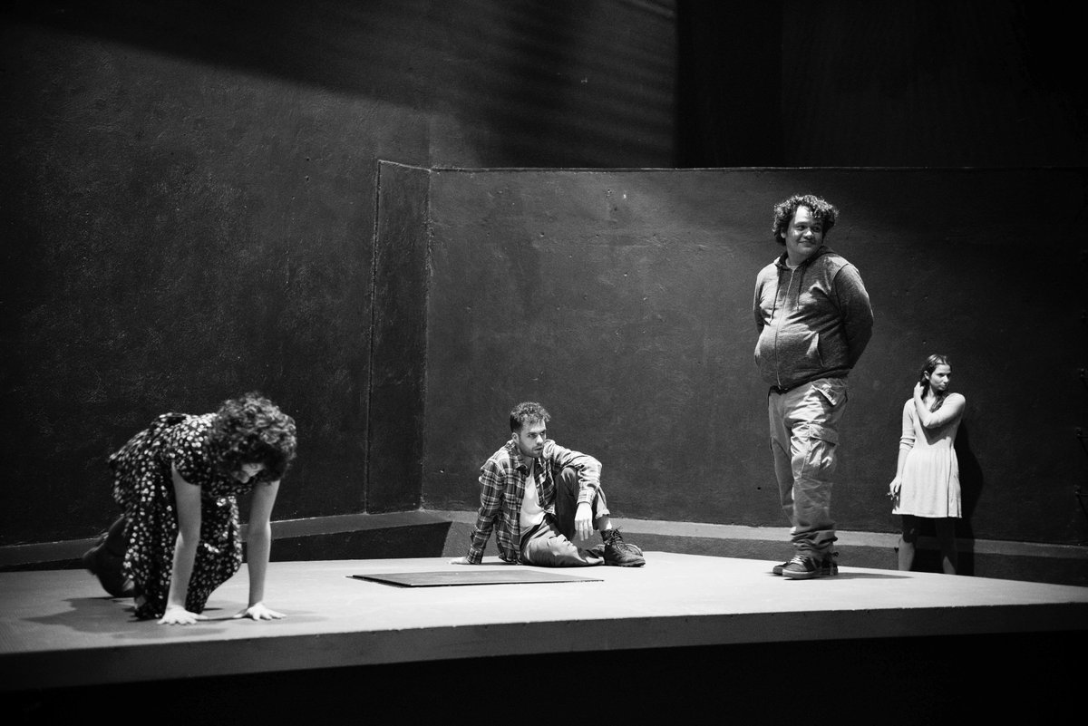 #NADA Una fábula OBLIGADA en #TeatroSantaCatarina de #Coyoacán <a href="/teatrounam/">Teatro UNAM</a> 
Jueves Viernes 20:00
Sábados 19:00
Domingos 18:00
RSV: 5658 0560