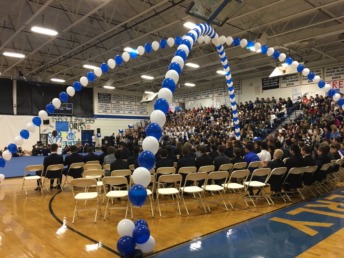 StoreyAlicia's tweet photo. WHS PepRally pregame activities all of WHS representing  @WPS8 @tgrimesri @mayday5210 #whsbulldogs #whsspirit #beatstonington @mrsfusaro https://t.co/uO0WFdutm3