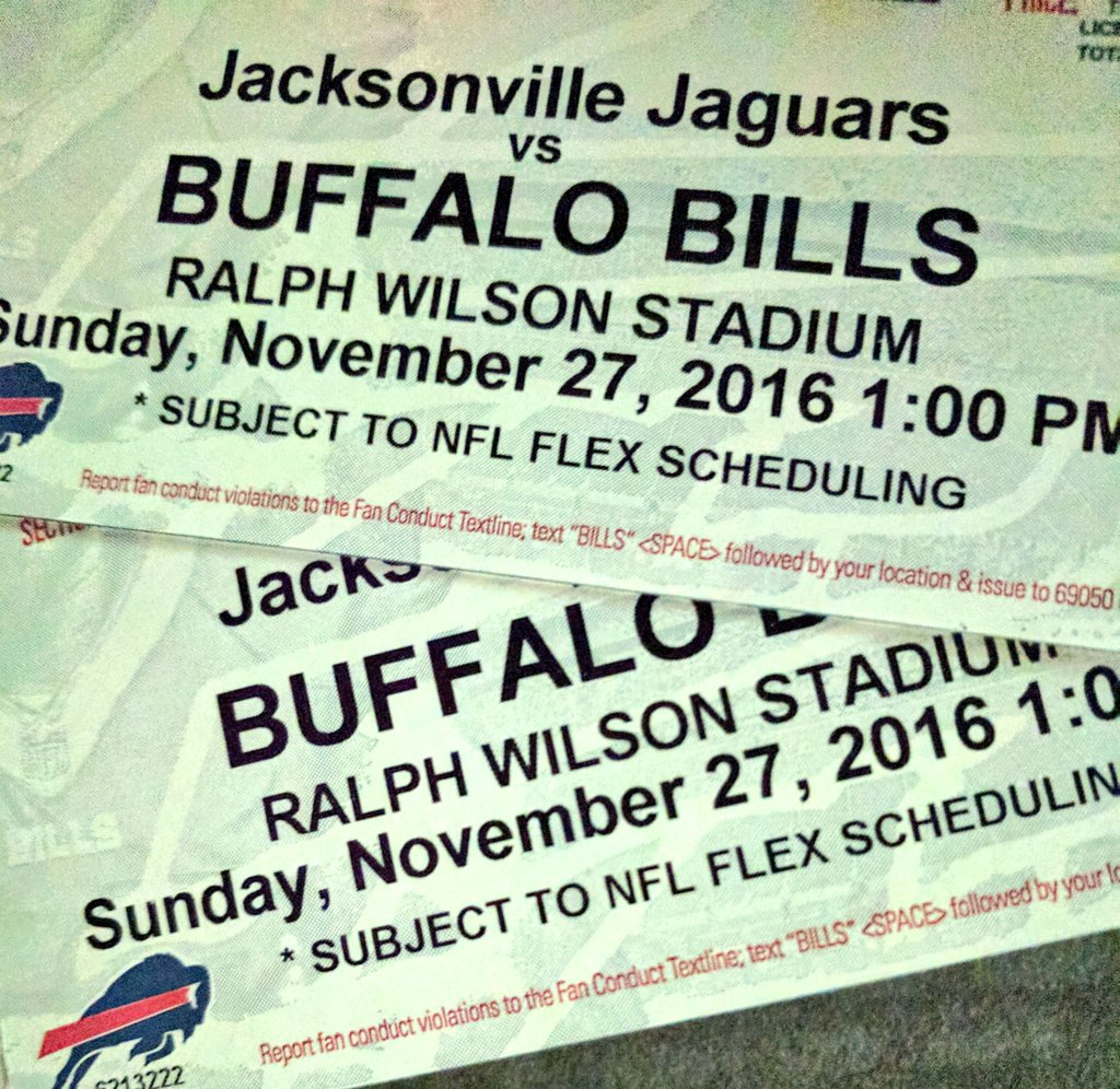 OneBillsLive's tweet image. We have two pairs of tickets to give away for the #Bills game this Sunday! RT to win! Winners picked after the show! bufbills.co/n7gnK4