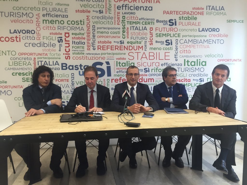 matteoricci's tweet photo. Il 29 novembre super martedì dei sindaci in piazza per il sì al referendum @bastaunsi #bastaunsindaco https://t.co/hxeCnhO6mp https://t.co/2AS5m6Q7XZ