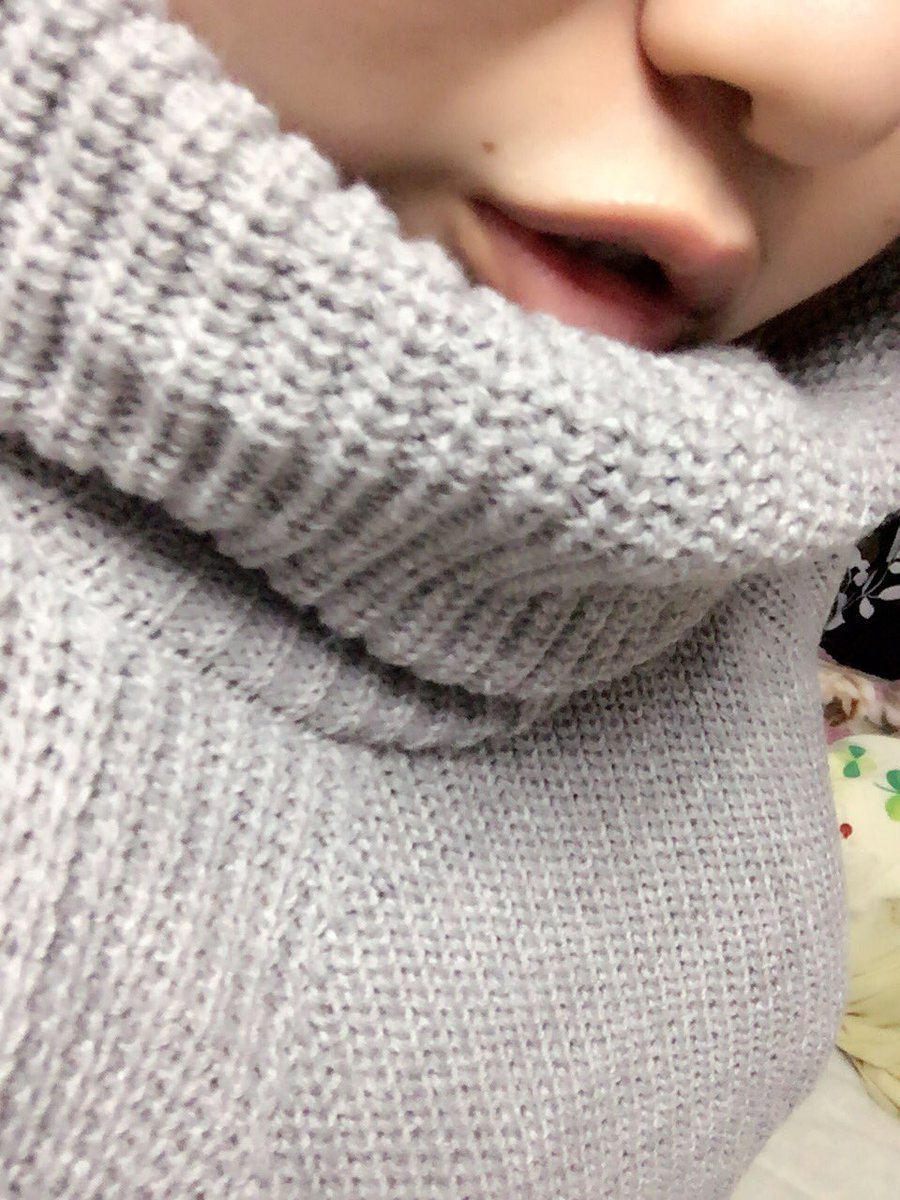 Miyu2124s2's tweet photo. ニットワンピ買ったから誰かデートしよ⸜(* ॑꒳ ॑* )⸝
全部のーぶらだよ(´∩ω∩`*) https://t.co/CBmxlD7Crm