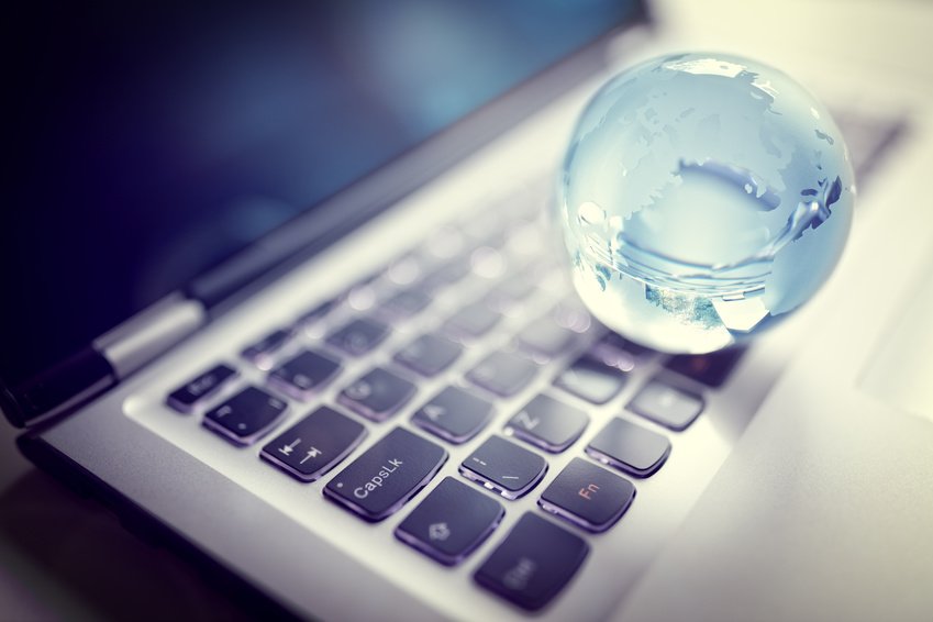 kfmv_ch's tweet photo. Wie Digitalisierung und Offshoring den künftigen Arbeitsmarkt beeinflussen werden - dazu mehr auf unserem Blog https://t.co/MDHuDXBs5V https://t.co/XDqxeigL37