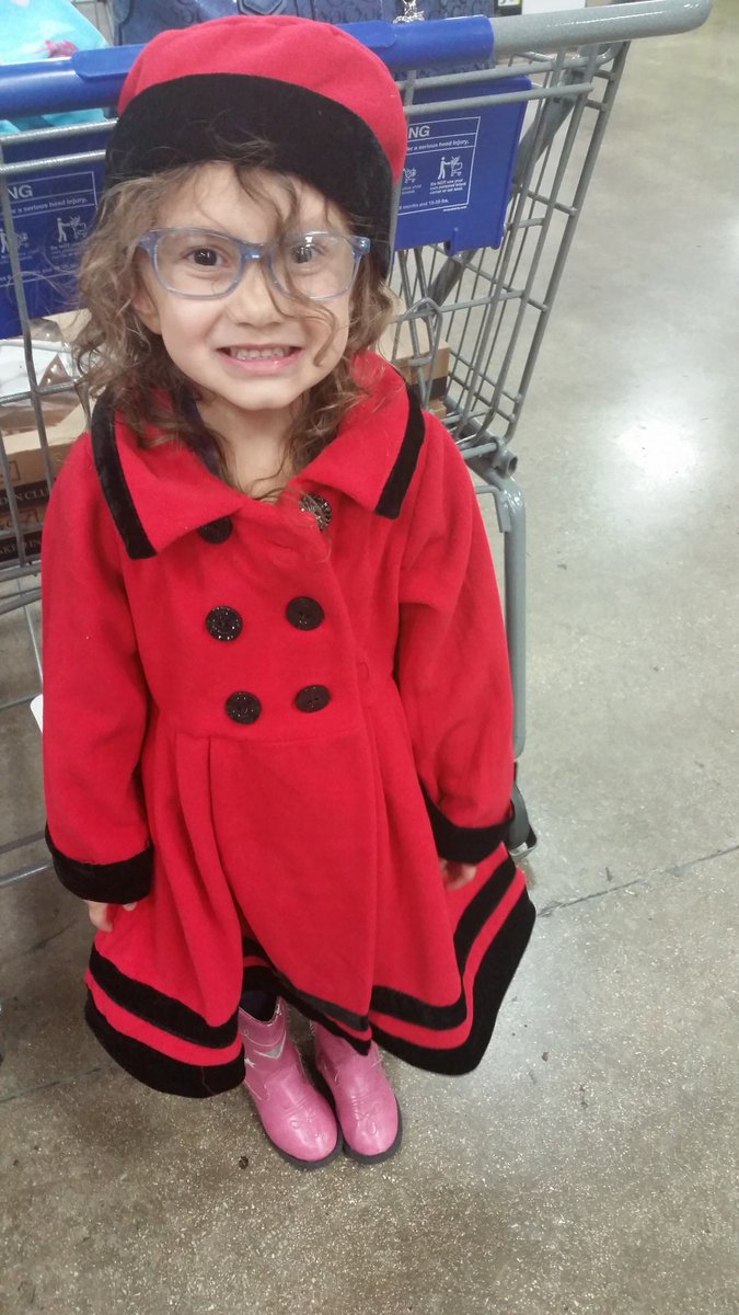 LRiosGarcia1's tweet image. Can you say &quot;Adorable?&quot; #Fashionista #curlsrule #cuteness