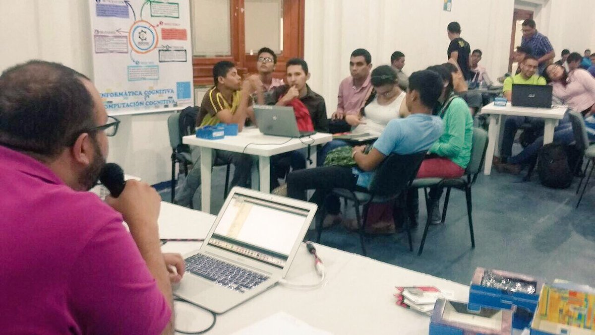 monterialcaldia's tweet photo. Dirección TIC acompañó proceso de formación en Robótica de más de 100 #MakersPro monterianos con #ViveMakerCo de @Ministerio_TIC https://t.co/4xLNelxAaw