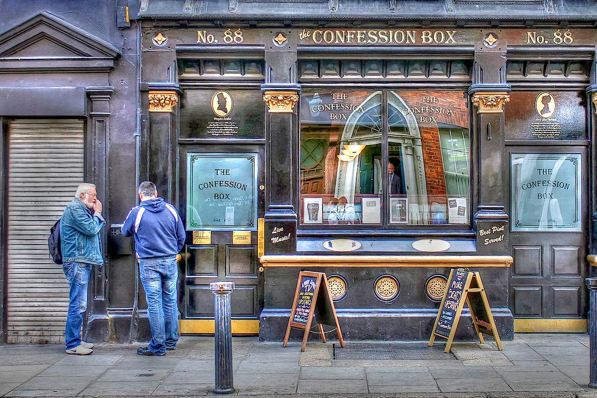 lonelyplanet's tweet photo. Beyond Temple Bar: 10 of Dublin’s best pubs https://t.co/4ONH9yPDOO by @AnnMo13 #travel #lp https://t.co/jH7Xp9Xjqf