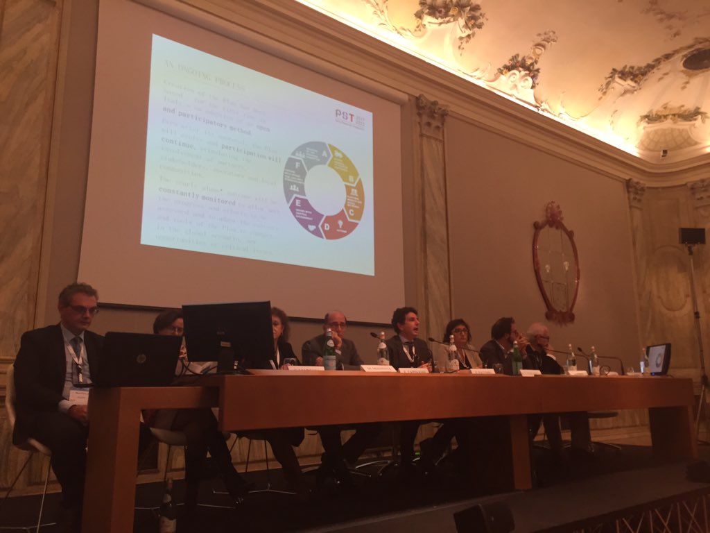 AlexPriante's tweet photo. @francescopalu11 presenting Italy's new tourism strategic plan in #GFTS2016Venice #pst2016 @TurismoMibact @ENIT_italia @EU_Eurostat @OECD https://t.co/hQbAcWBvw1