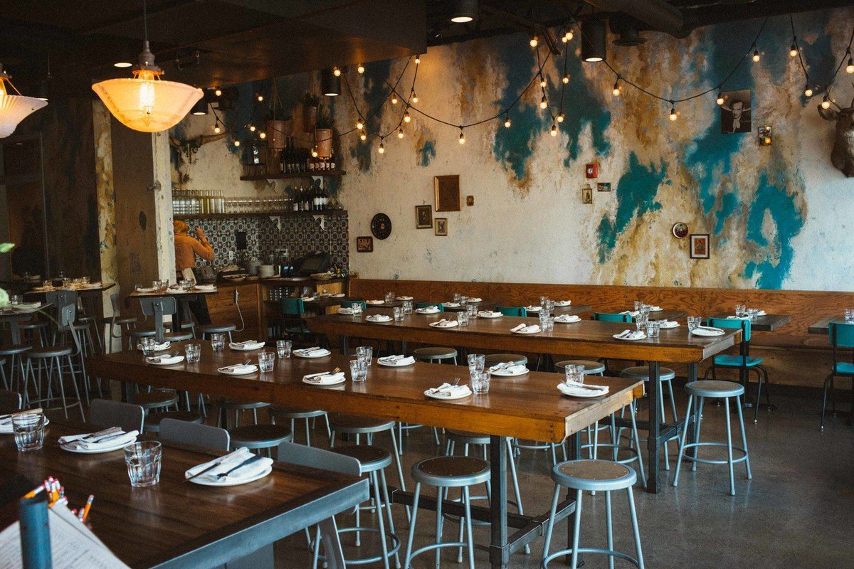 No small feat to make 3mil meals. Approx # of meals 1 of our panelist's restaurants made to date. #yycevents bit.ly/2fgjksi #yyc