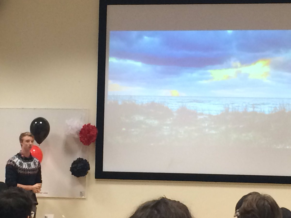 EngagementLeeds's tweet photo. Rupert Loyd giving us some insights to year abroad in Australia #getengagedleeds #leedsstudents #universityofleeds https://t.co/HaDMGPQCwJ