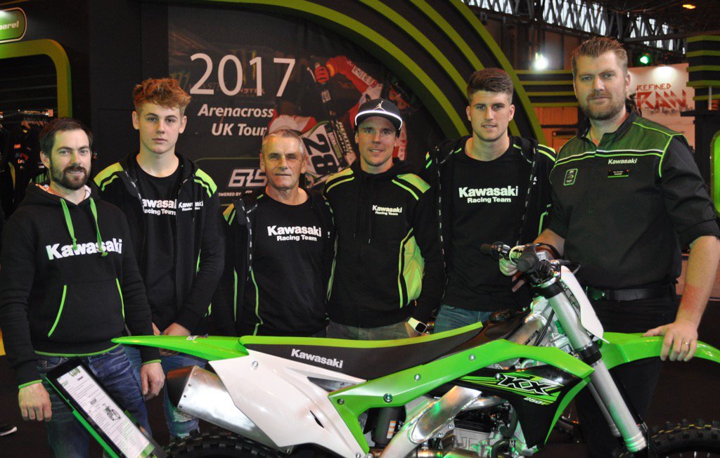 NEWS: Dyer &amp; Butler switch to Kawasaki machinery for 2017! <a href="/MotoHeadMag/">MotoHead</a> <a href="/motocrossvice/">MX Vice</a> <a href="/dbrmagazine/">Dirt Bike Rider</a> <a href="/lenoirsteven/">Steven Lenoir</a>