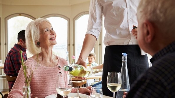 xpient's tweet image. In the battle for customers, service matters hubs.ly/H056XWr0 by @NRNonline #restaurantindustry