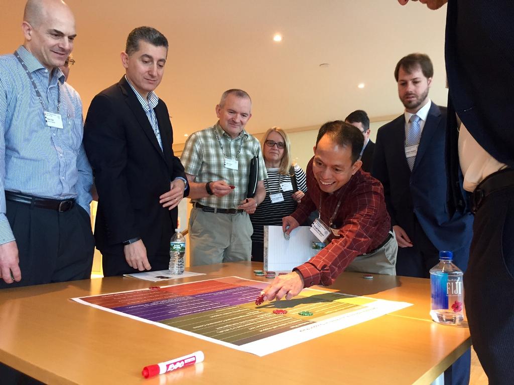 swiftcommunity's tweet image. Delegates collaborate on how to add value to customers at #SOFE2016 ow.ly/RHxJ306sCyD #SWIFTServices