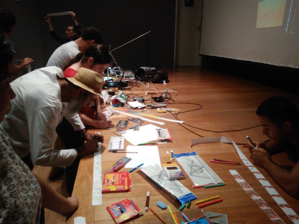 p4olodiego's tweet photo. First day of workshop #animage2016 https://t.co/F45usSX1Ib