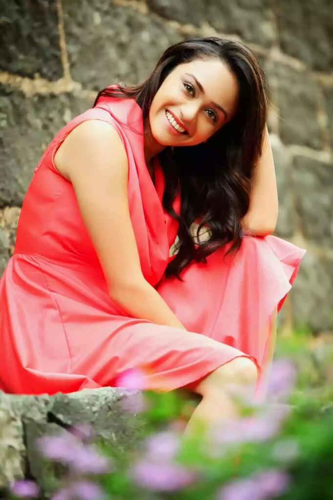 AmrutaFc's tweet photo. ❤ u my darling, i wish u get success in entire life &amp; bcame a great actress in india , wish u happy birthday my bebo https://t.co/i5xftJggWx
