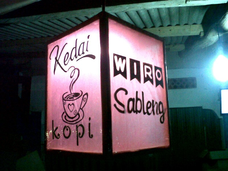 poejare's tweet photo. begadang. entah apa yang ditunggu https://t.co/1b9SXpl5q2