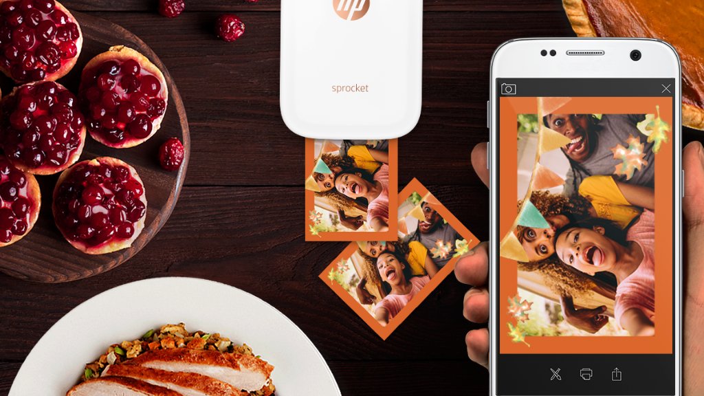 1, 2, 📸 – print instant Thanksgiving party favors 😚😍🙄🤗 #HappyThanksgiving hp.com/go/hpsprocket