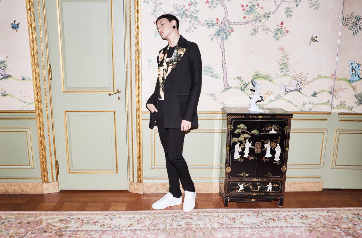 Fashion_Monitor's tweet photo. Marie Saint Pierre makes foray into menswear https://t.co/1nZAQDEe32  @MarieSaintPier https://t.co/G6C0xlGNDs