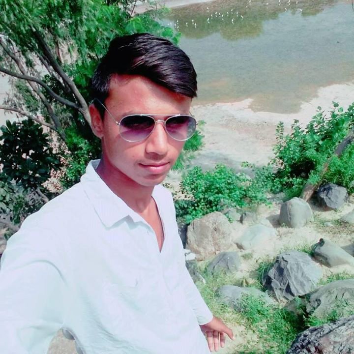 saurabh89507 tweet picture